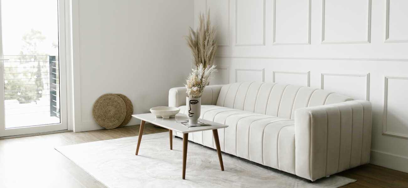 Plamoodporne meble do salonu - hit czy kit?